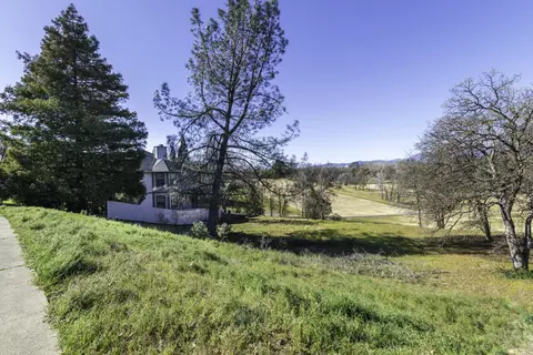 1880 Gold Hills Dr, Redding, CA 96003 photo 3