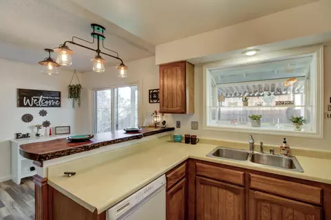 5625 Cascade Dr, Redding, CA 96003 photo 7