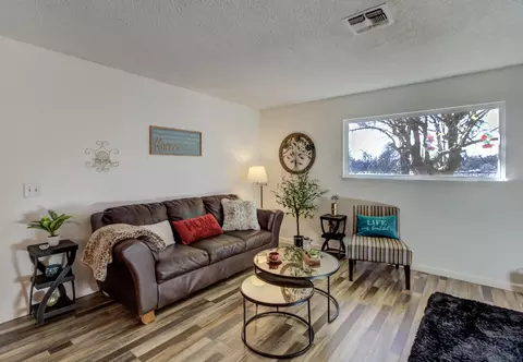 5625 Cascade Dr, Redding, CA 96003 photo 9