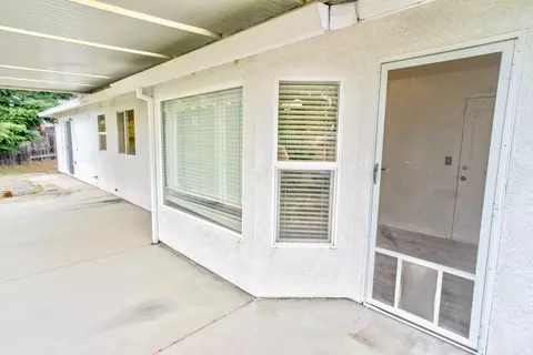 3885 Sunglow Dr, Redding, CA 96001 photo 5