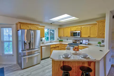 3885 Sunglow Dr, Redding, CA 96001 photo 8