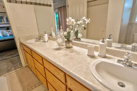 3885 Sunglow Dr, Redding, CA 96001 photo 17