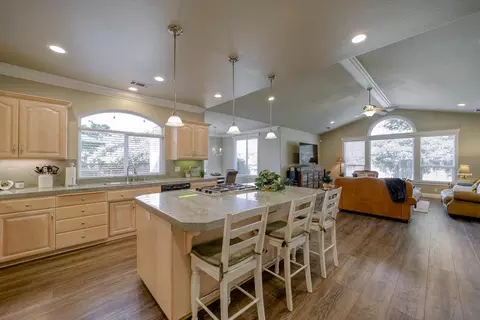 3294 Misty Glen Dr, Redding, CA 96001 photo 44