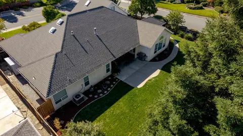 3294 Misty Glen Dr, Redding, CA 96001 photo 4
