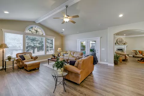 3294 Misty Glen Dr, Redding, CA 96001 photo 38
