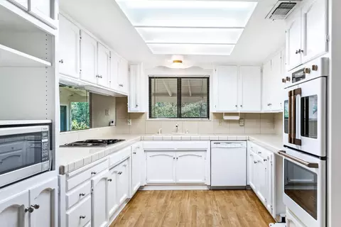 813 Country Oak Dr, Redding, CA 96003 photo 11