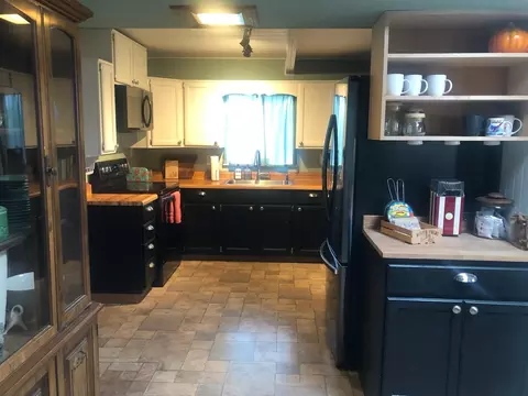 22071 Riverside Ave, Red Bluff, CA 96080 photo 7