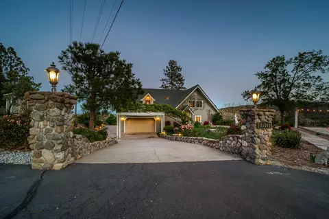 11343 Hidden Forest Trl, Redding, CA 96001 photo 1
