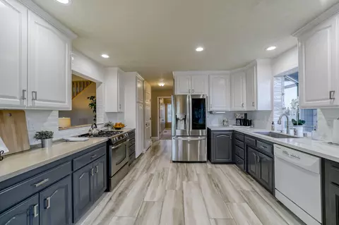 11343 Hidden Forest Trl, Redding, CA 96001 photo 3