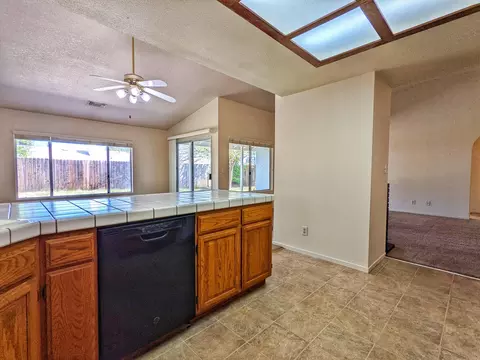 2553 Yana Ave, Redding, CA 96002 photo 9