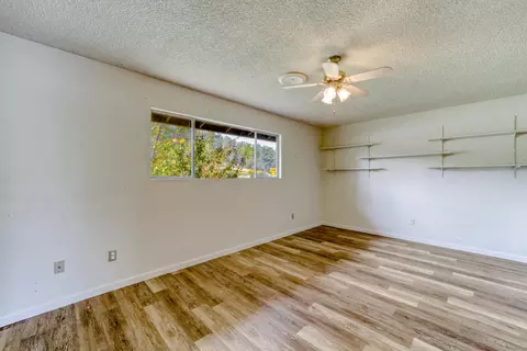 3330 Stratford Ave, Redding, CA 96001 photo 17