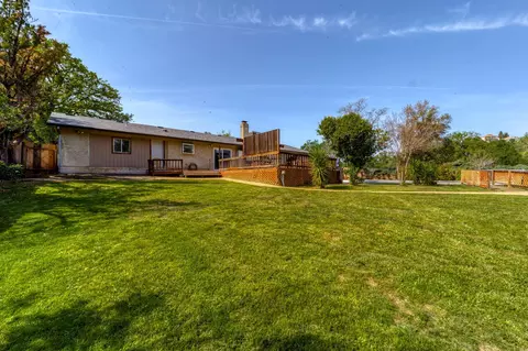 3330 Stratford Ave, Redding, CA 96001 photo 33