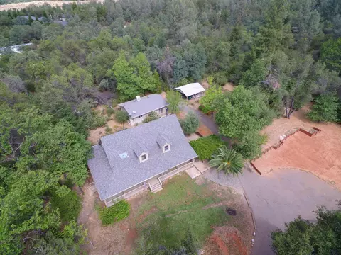 11780 Bay Tree Ln, Redding, CA 96003 photo 6