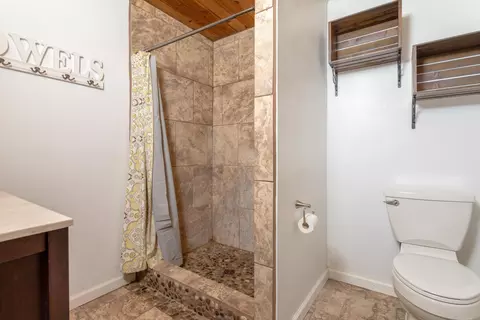 11780 Bay Tree Ln, Redding, CA 96003 photo 31
