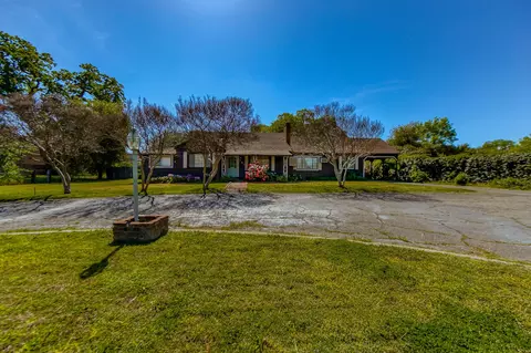 727 Reeds Ave, Red Bluff, CA 96080 photo 1