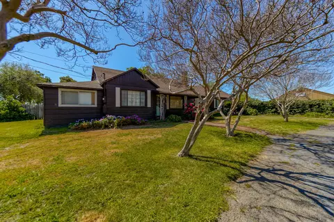 727 Reeds Ave, Red Bluff, CA 96080 photo 2