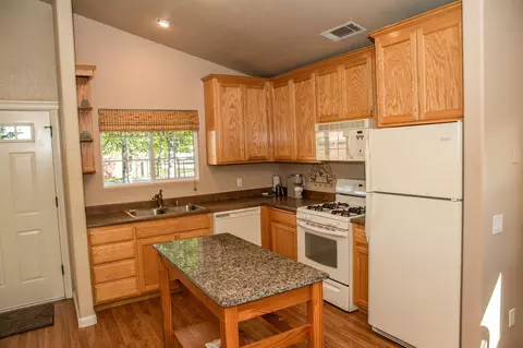 1130 Hope Ln, Redding, CA 96003 photo 59