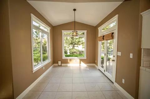 1130 Hope Ln, Redding, CA 96003 photo 18