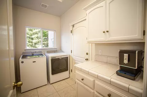1130 Hope Ln, Redding, CA 96003 photo 20
