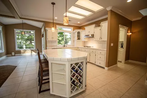 1130 Hope Ln, Redding, CA 96003 photo 14