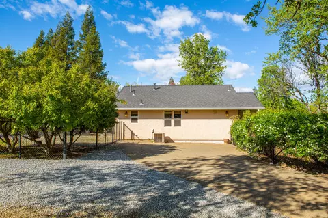 1130 Hope Ln, Redding, CA 96003 photo 52