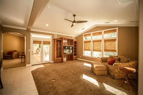 1130 Hope Ln, Redding, CA 96003 photo 11