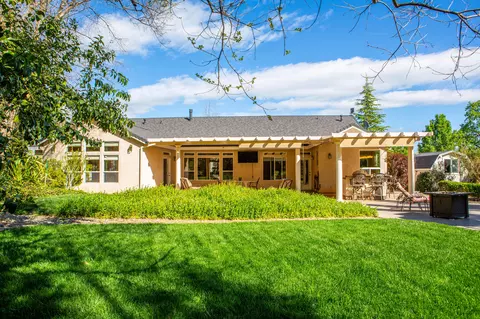 1130 Hope Ln, Redding, CA 96003 photo 36