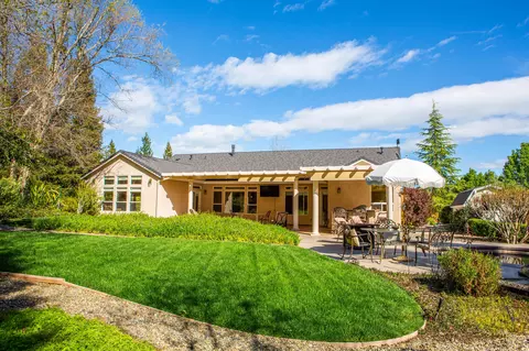 1130 Hope Ln, Redding, CA 96003 photo 37