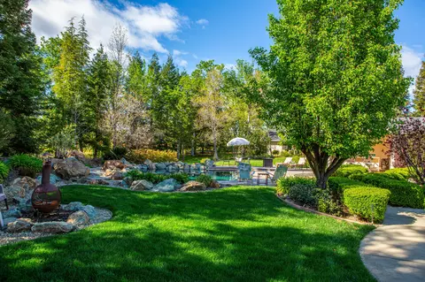 1130 Hope Ln, Redding, CA 96003 photo 40