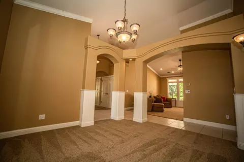 1130 Hope Ln, Redding, CA 96003 photo 9