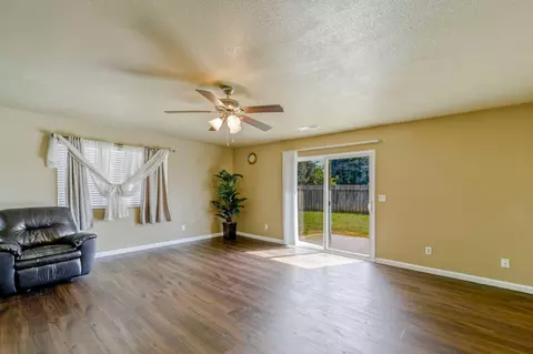 2603 Galaxy Way, Redding, CA 96002 photo 3