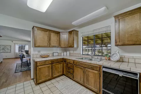 3325 Houghton Ave, Corning, CA 96021 photo 43