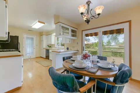 3246 Sacramento Dr, Redding, CA 96001 photo 3