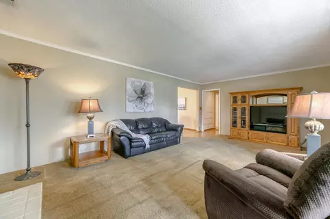 3246 Sacramento Dr, Redding, CA 96001 photo 10