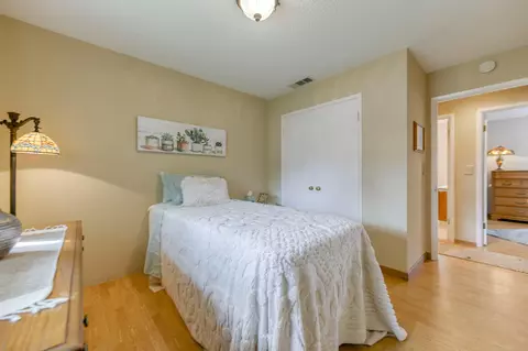 3246 Sacramento Dr, Redding, CA 96001 photo 18