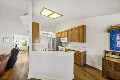 3358 Landmark Ct, Redding, CA 96003 photo 7