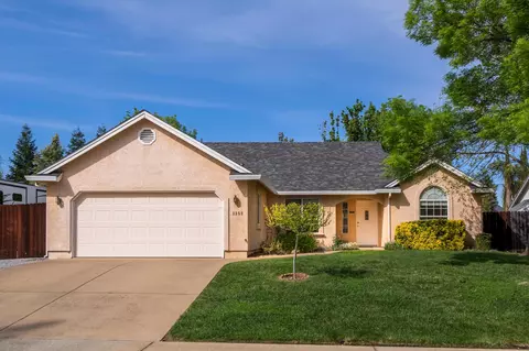 3358 Landmark Ct, Redding, CA 96003 photo 1