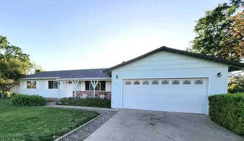 3480 Hillcrest St, Redding, CA 96001 photo 1