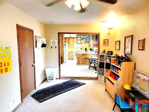3480 Hillcrest St, Redding, CA 96001 photo 15