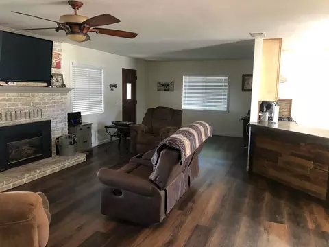 465 Chestnut Ave, Red Bluff, CA 96080 photo 3