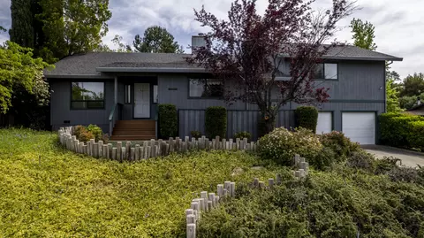 3017 Monte Bello Dr, Redding, CA 96001 photo 1