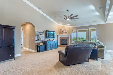 1427 Harbor Ct, Redding, CA 96003 photo 7