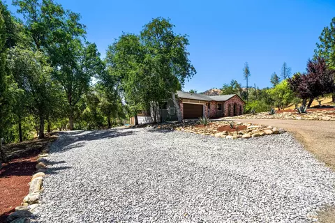 7788 Justice Mine Rd, Redding, CA 96001 photo 3
