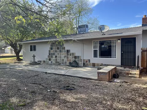 2288 Park Marina Dr, Redding, CA 96001 photo 1