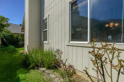 220 Yolla Bolly Trl, Redding, CA 96003 photo 31
