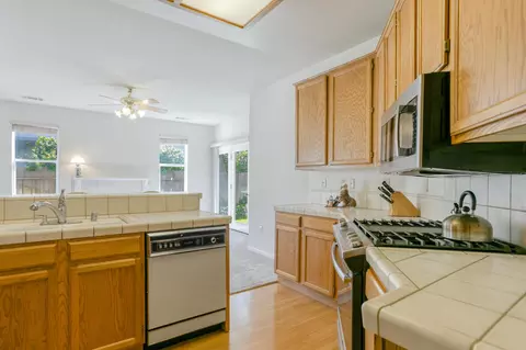 220 Yolla Bolly Trl, Redding, CA 96003 photo 3