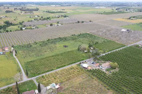 23475 Richfield Rd, Corning, CA 96021 photo 1