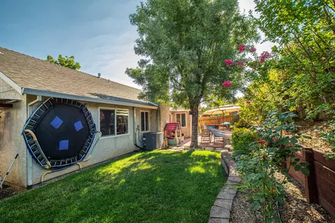 611 Alamine Dr, Redding, CA 96003 photo 30