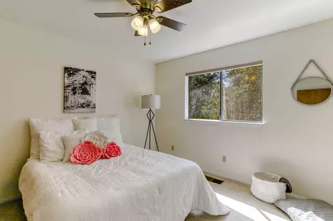 15738 Horseless Carriage Dr, Redding, CA 96001 photo 28