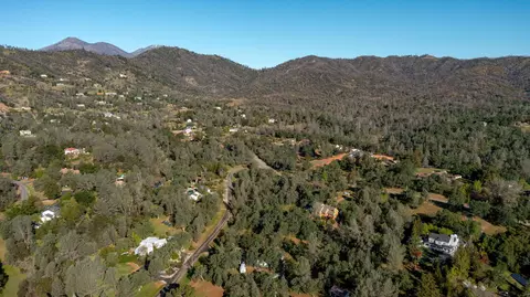 15738 Horseless Carriage Dr, Redding, CA 96001 photo 73